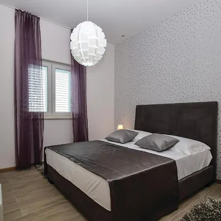 Stunning In * Rogoznica (Sibenik-Knin)