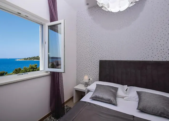 Stunning In * Rogoznica (Sibenik-Knin)